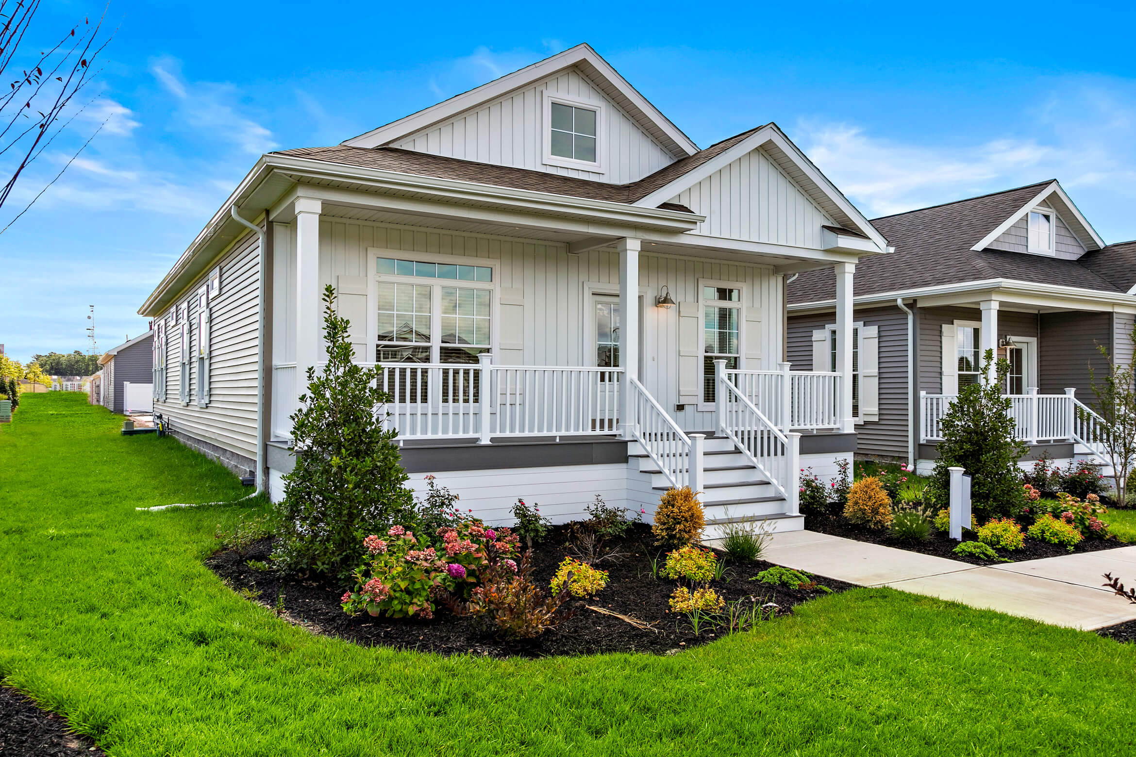 Front porch with garden of the Wisteria Cottage