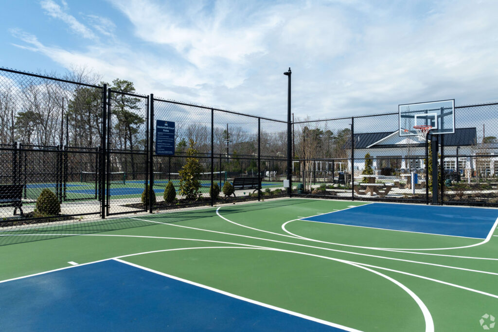Basketballl courts