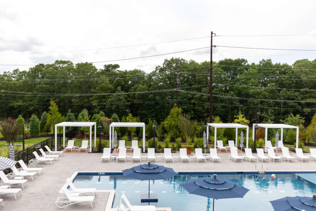 Sun lounge chairs at the pool